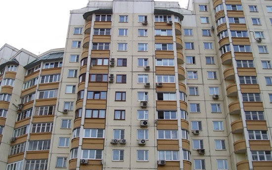 Остекление балкона в доме серии П 111М Красногорск