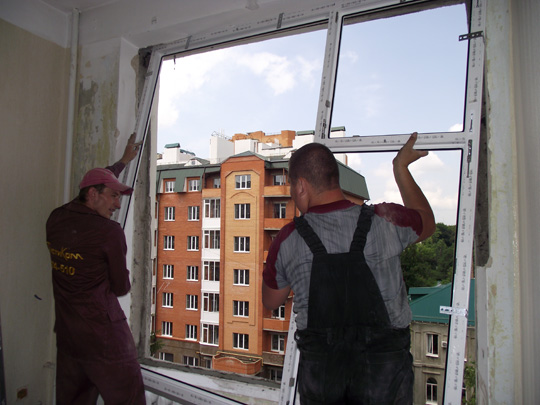 профессиональная установка пластиковых окон в доме Красногорск